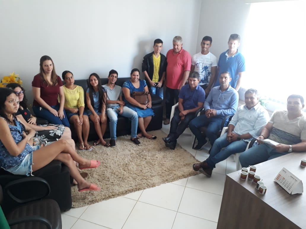 Conversa com novos Universitários