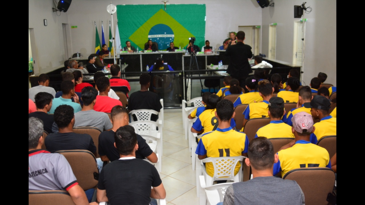 Ultima Sessão antes do Recesso bem movimentada na Câmara Municipal